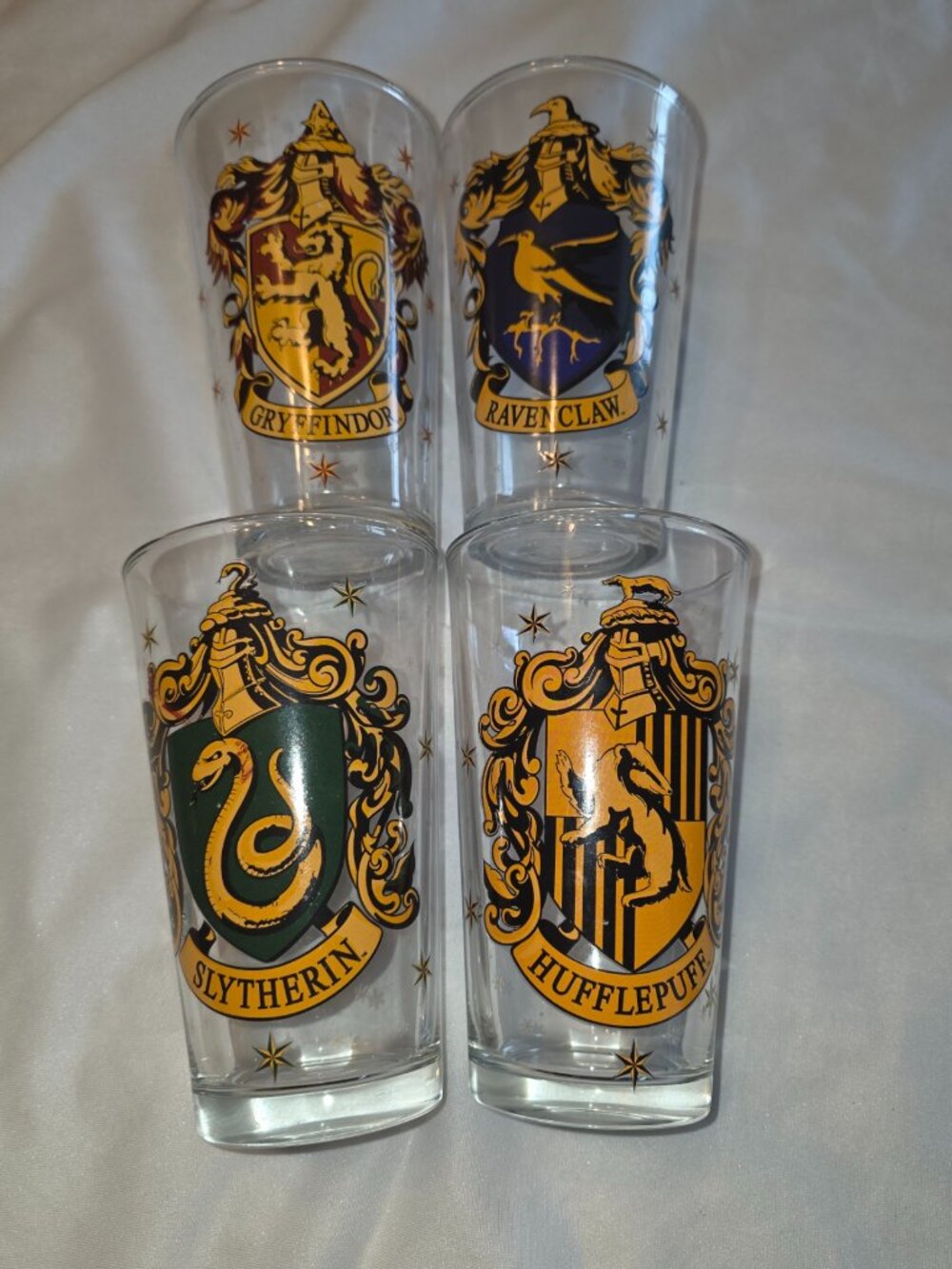 Harry Potter Hogwarts House Drinking Glasses Drinkware 16 oz Collectible Movie - Picture 2 of 6